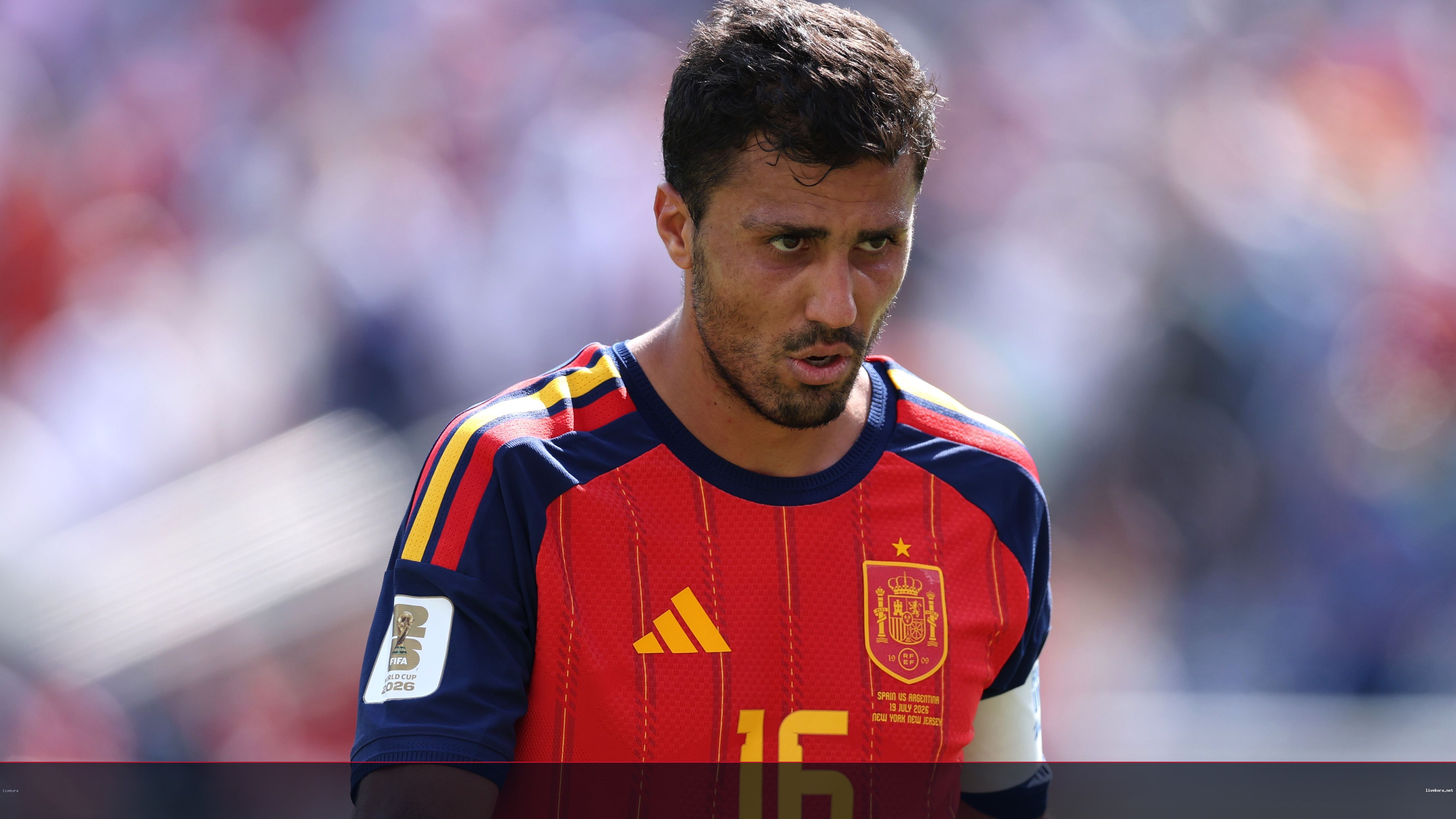 برشلونة يعرض 60 مليوناً والسيتي يصر على 80 لرودري