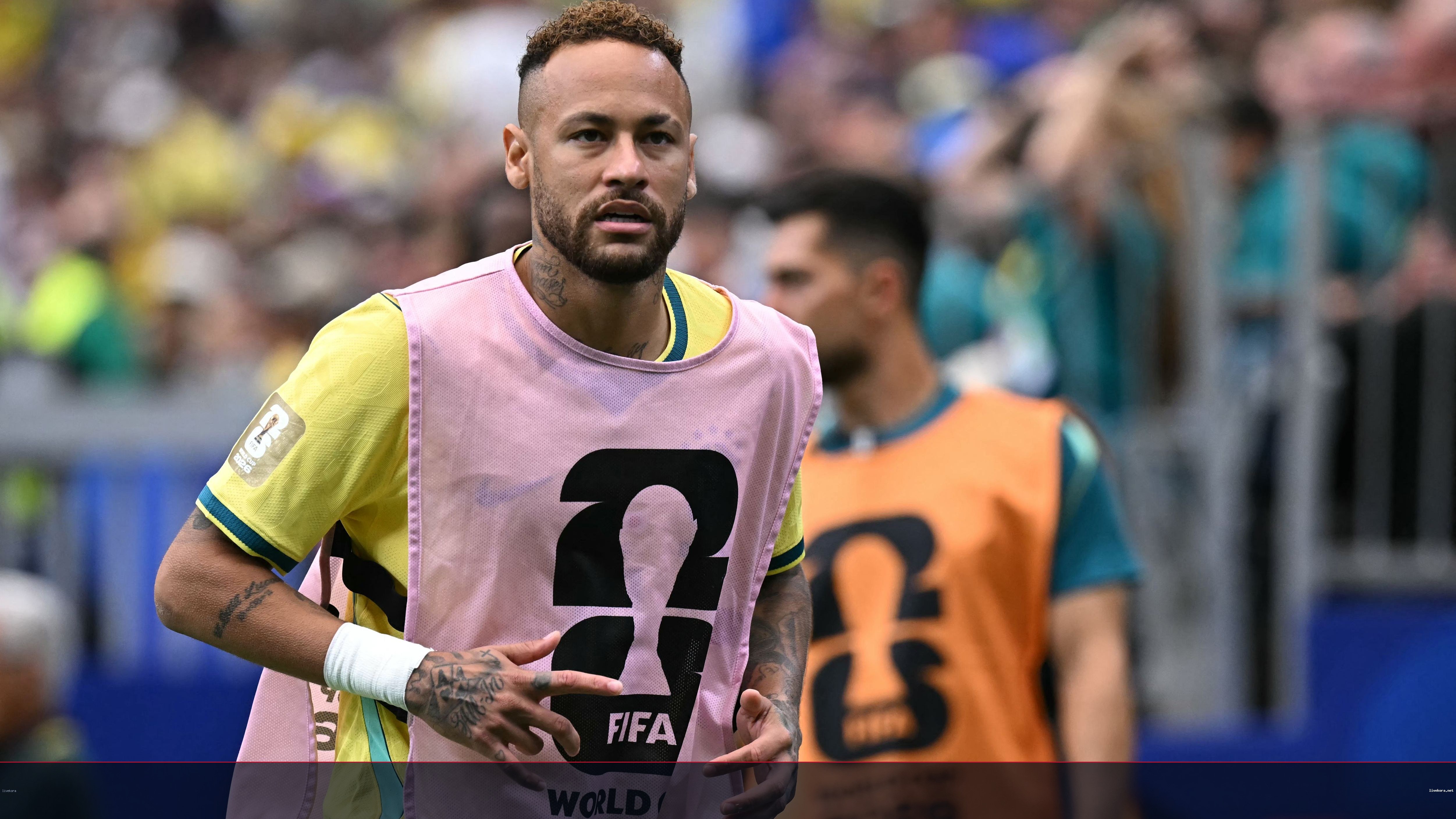 رد نيمار الساخر على ملك التوقعات بعد تأهل البرازيل