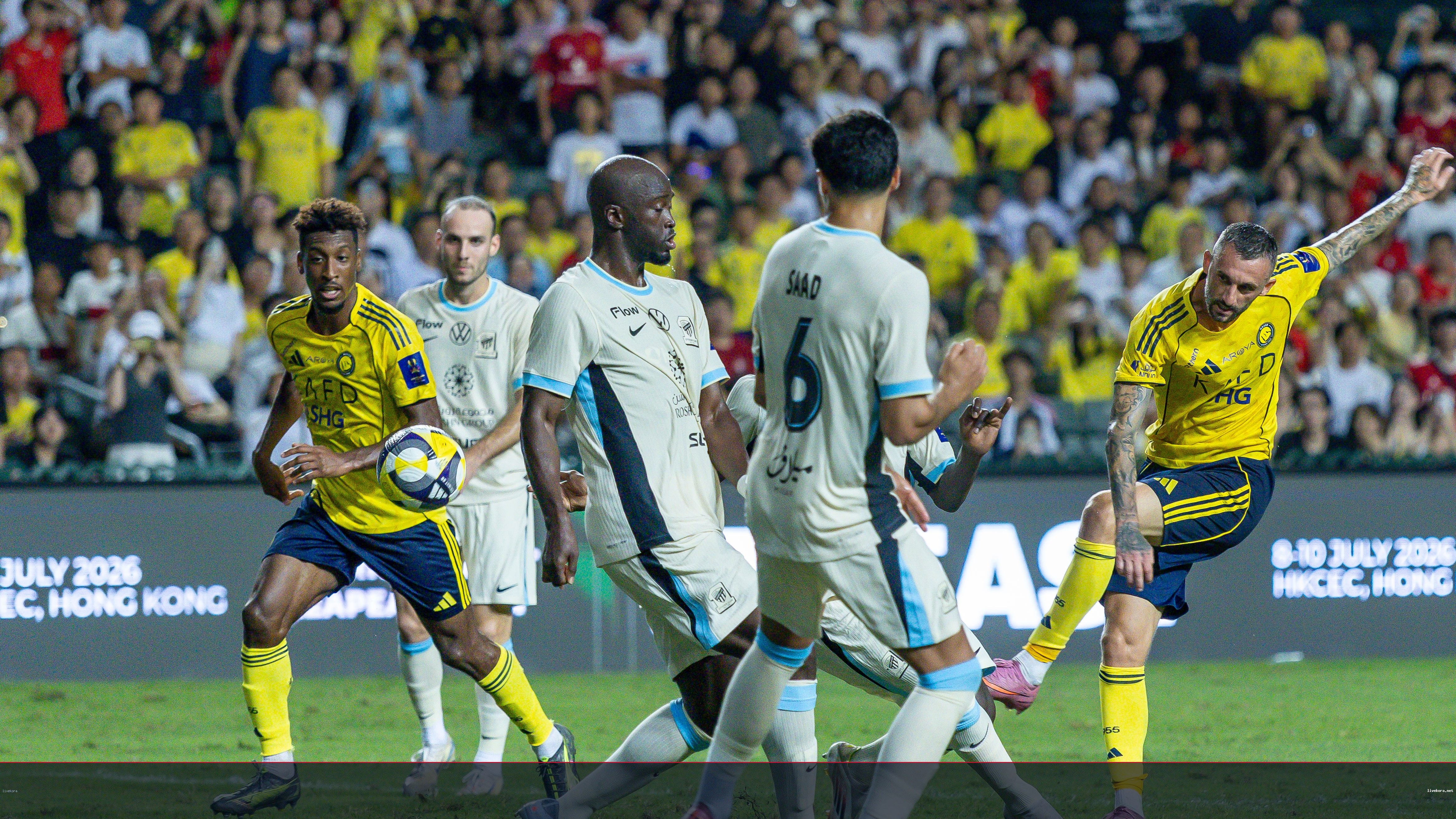 الاتحاد يفاوض النصر لضم العمري وسط مخاوف عصيان