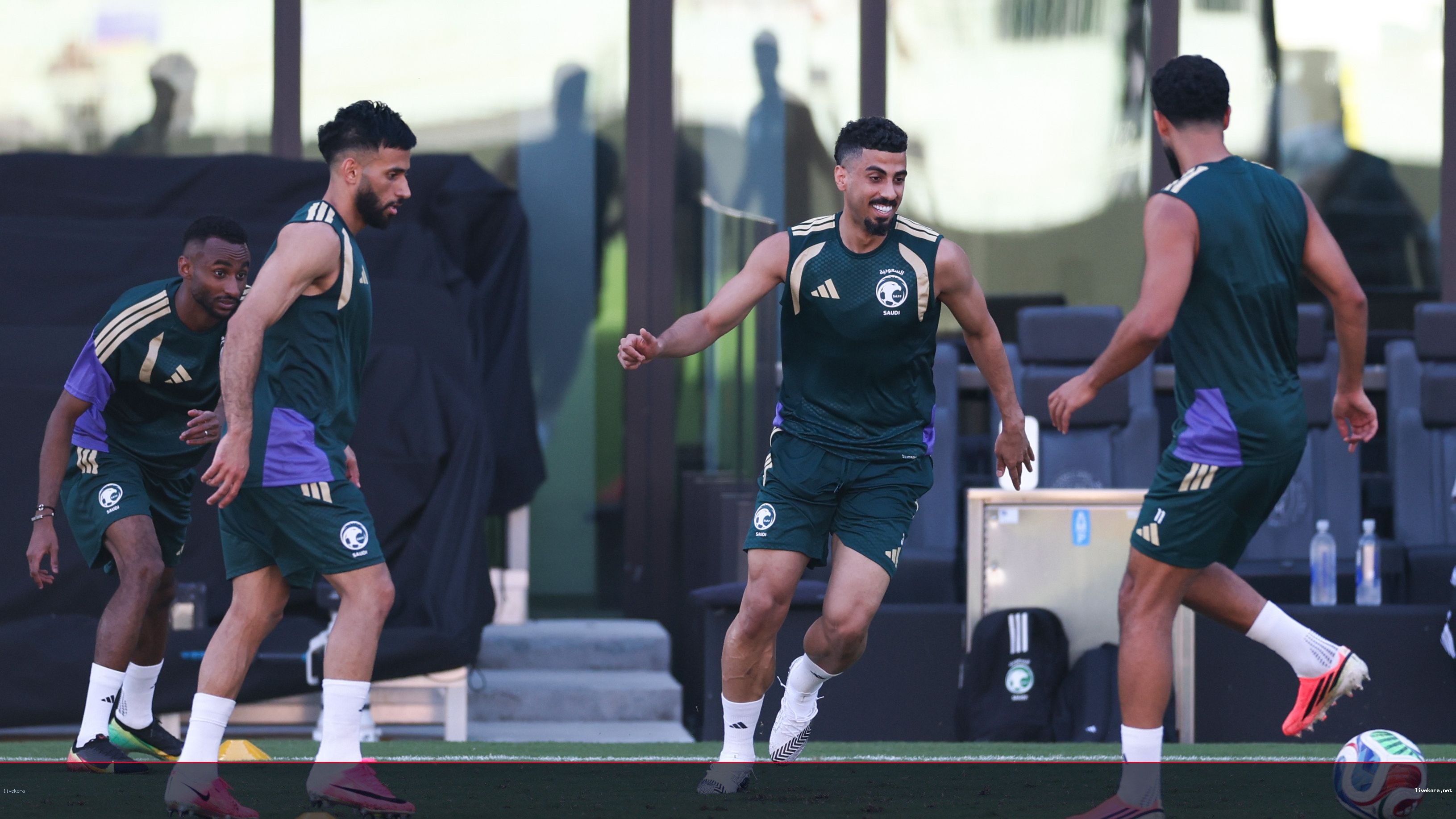 إعلام أوروجواي يحذر من مفاجآت السعودية قبل المواجهة