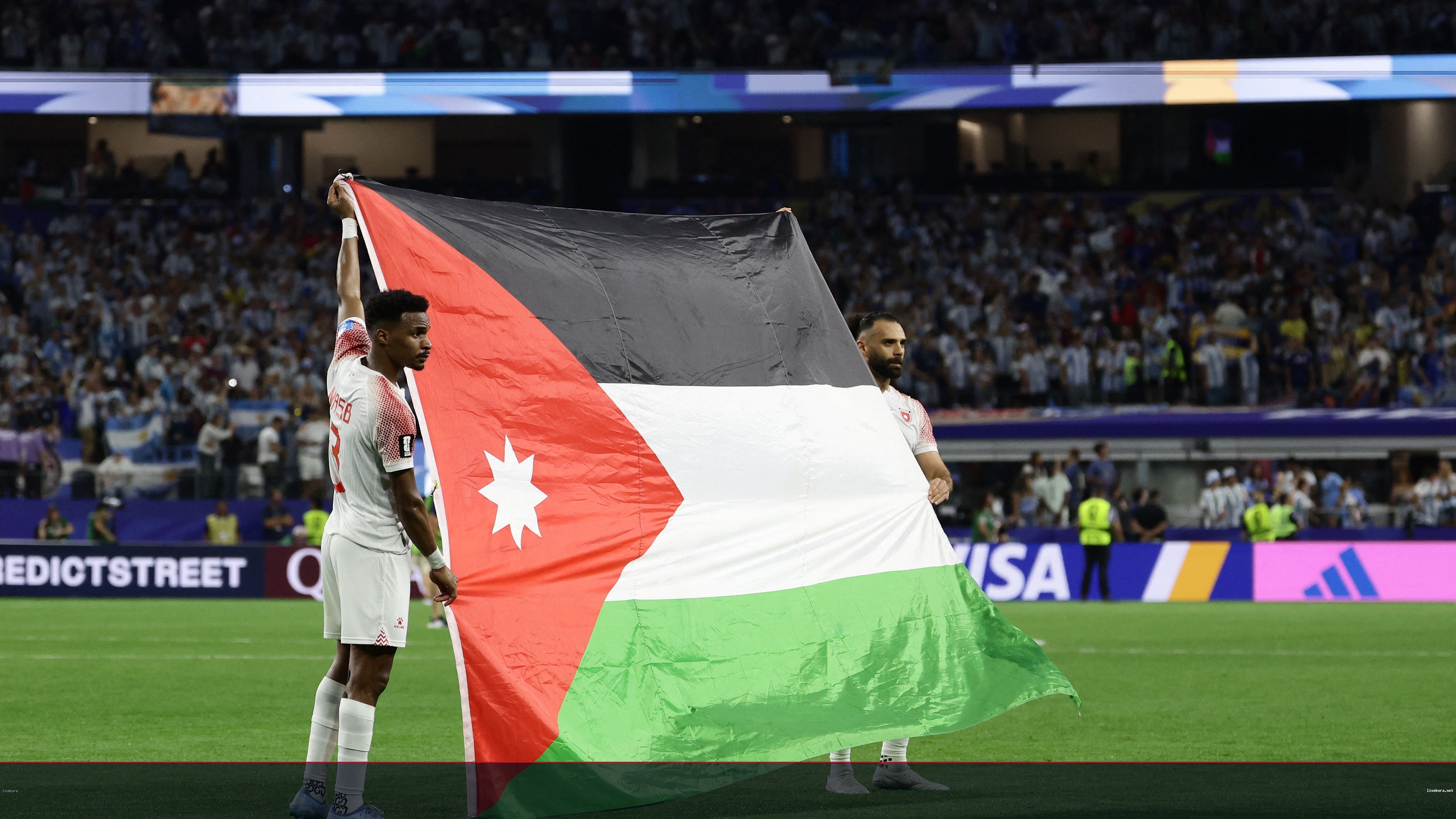 الأردن: استقبال ملكي حافل وشكر عالمي من فيفا للنشامى