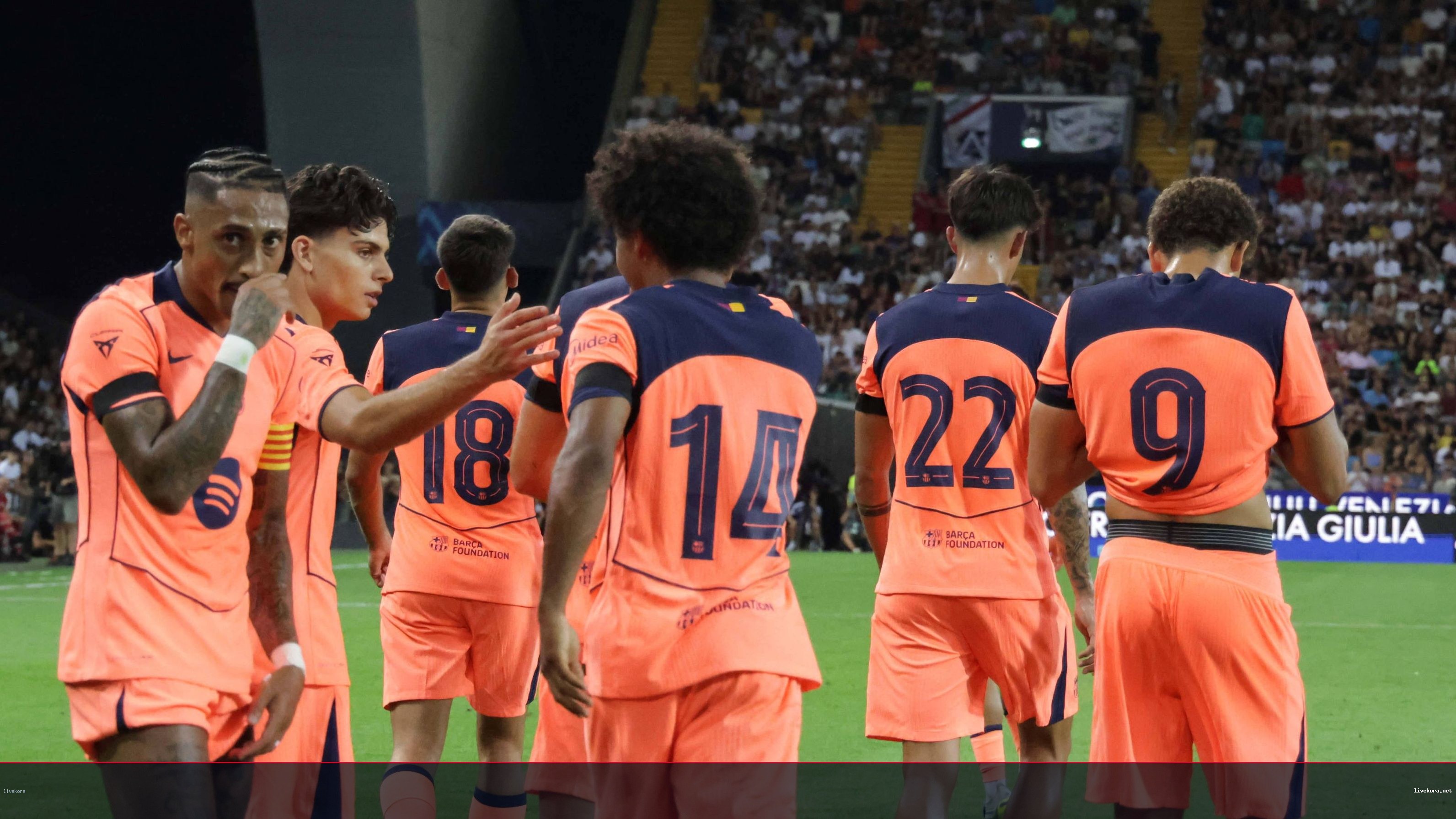 رافينيا ينقذ برشلونة بهدف قاتل أمام نوتنجهام فورست