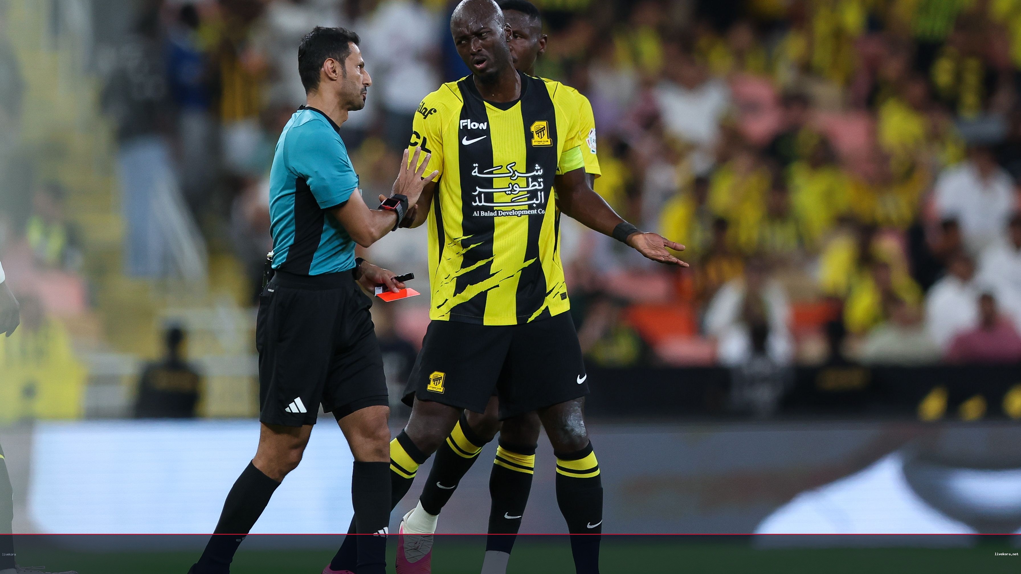 الخبير التحكيمي الكثيري يؤكد صحة طرد بيريرا أمام الخلود