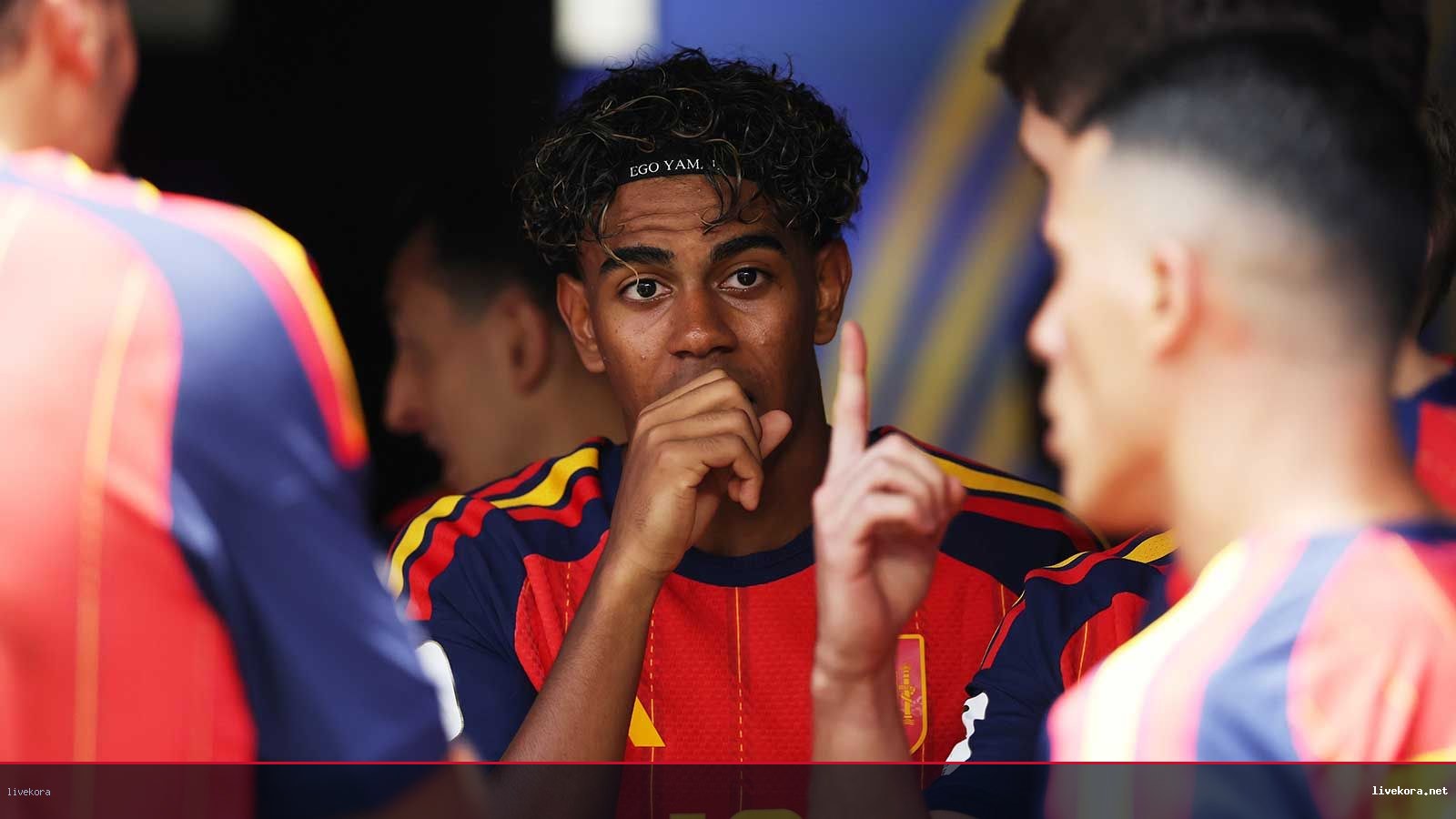سوريا يسخر من ريال مدريد: نهائي برشلوني بامتياز