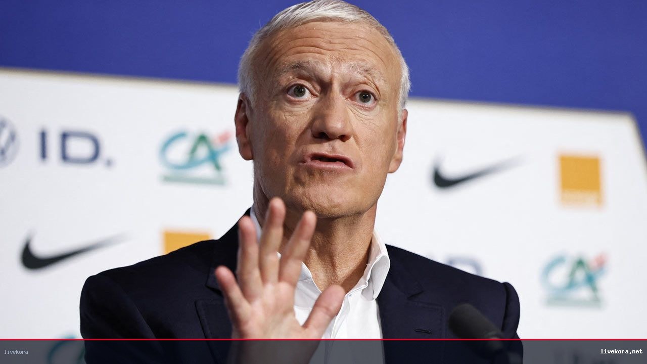 ديشامب يرفض منح راحة للاعبي فرنسا قبل مواجهة إنجلترا