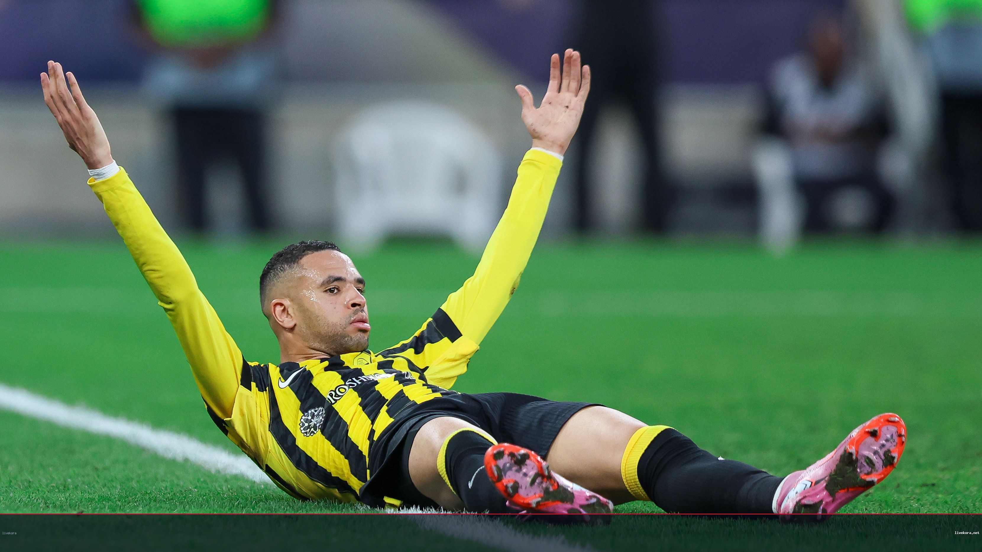 فيسنج يوضح سبب غياب النصيري عن وديات الاتحاد