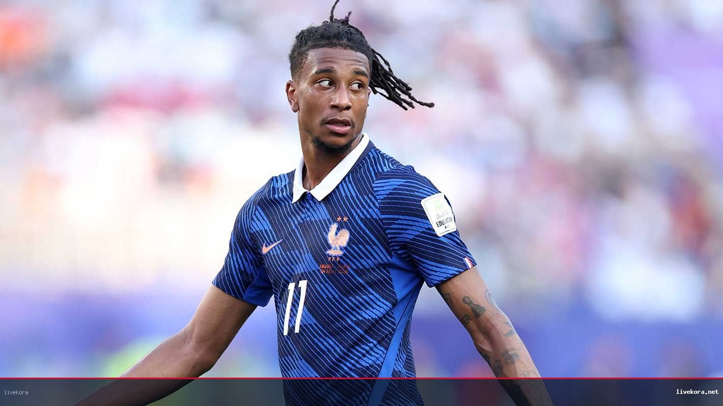أوليسي يرفض ريال مدريد ويؤكد البقاء مع بايرن ميونخ
