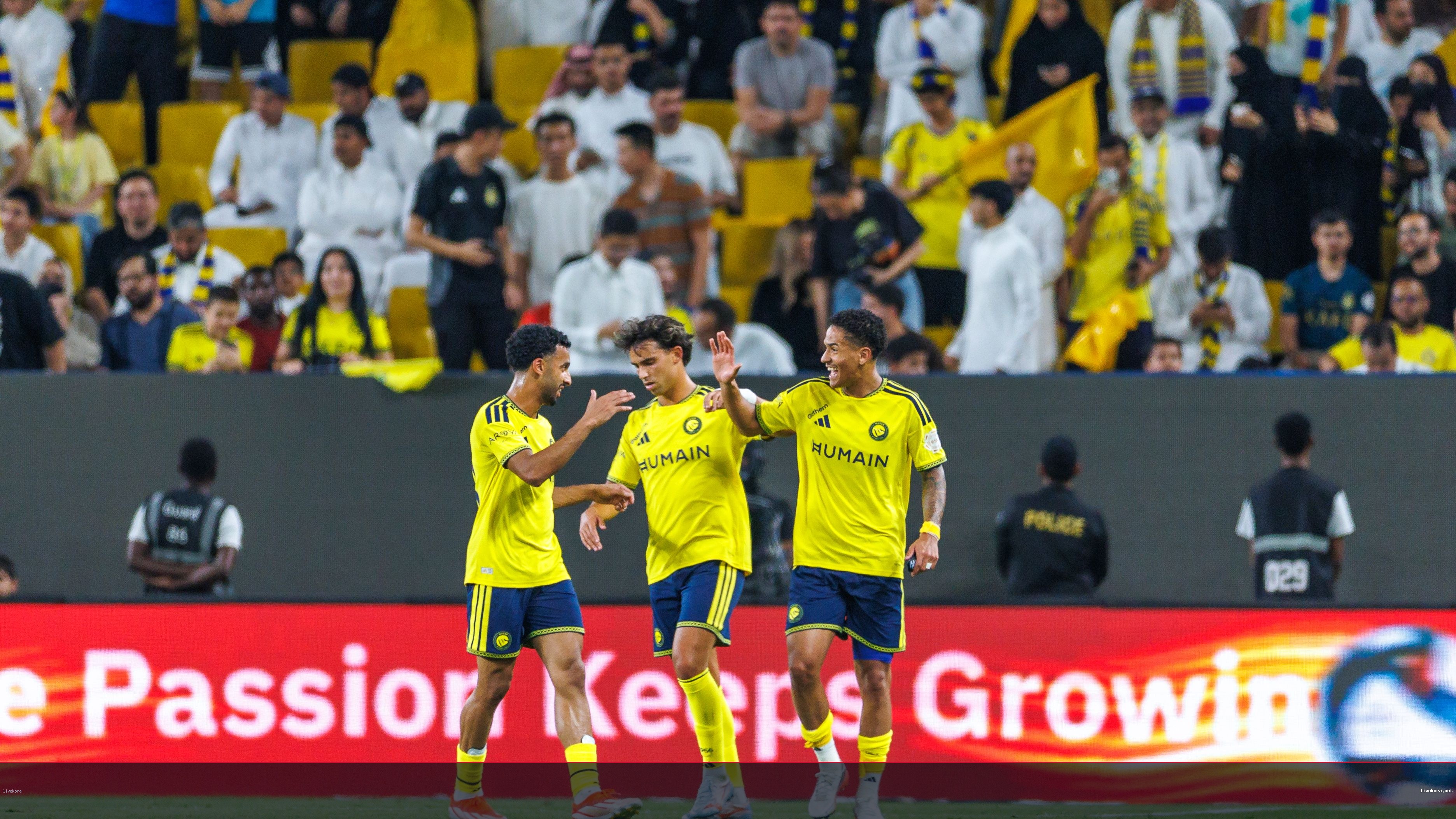 النصر يحقق الفوز رقم 300 تاريخياً بتغلبه على الفتح