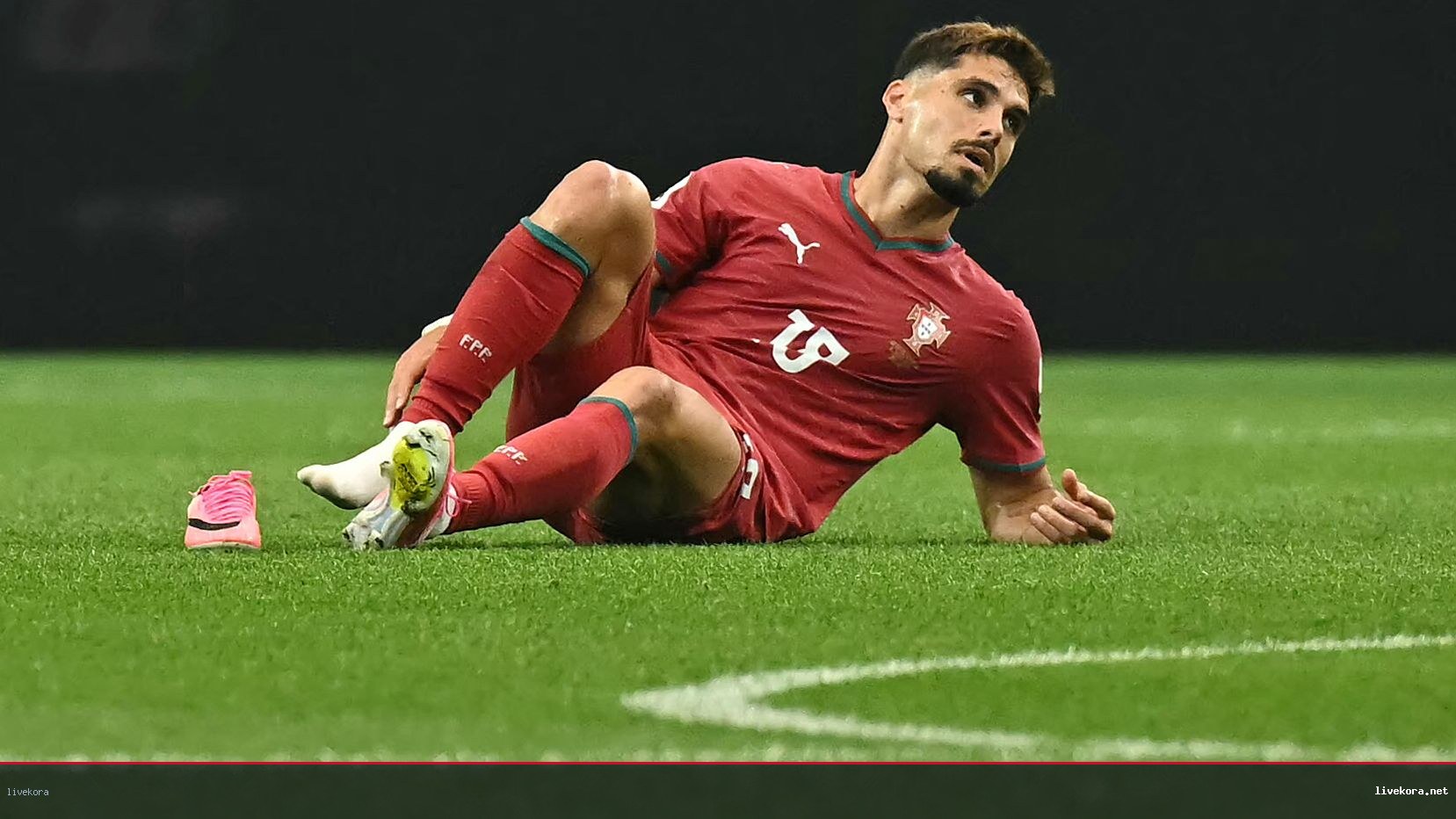 السر وراء حذاء نيتو الممزق أمام إسبانيا