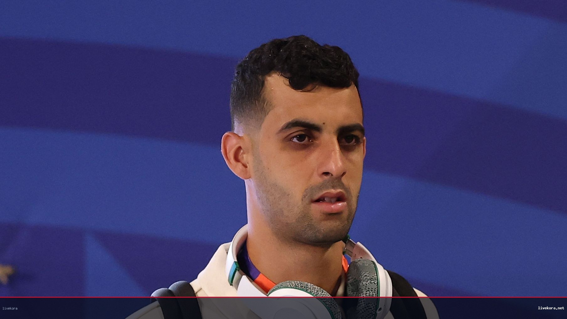 صدمة للأهلي: يوسف بلعمري يغادر الملعب نحو المستشفى فوراً