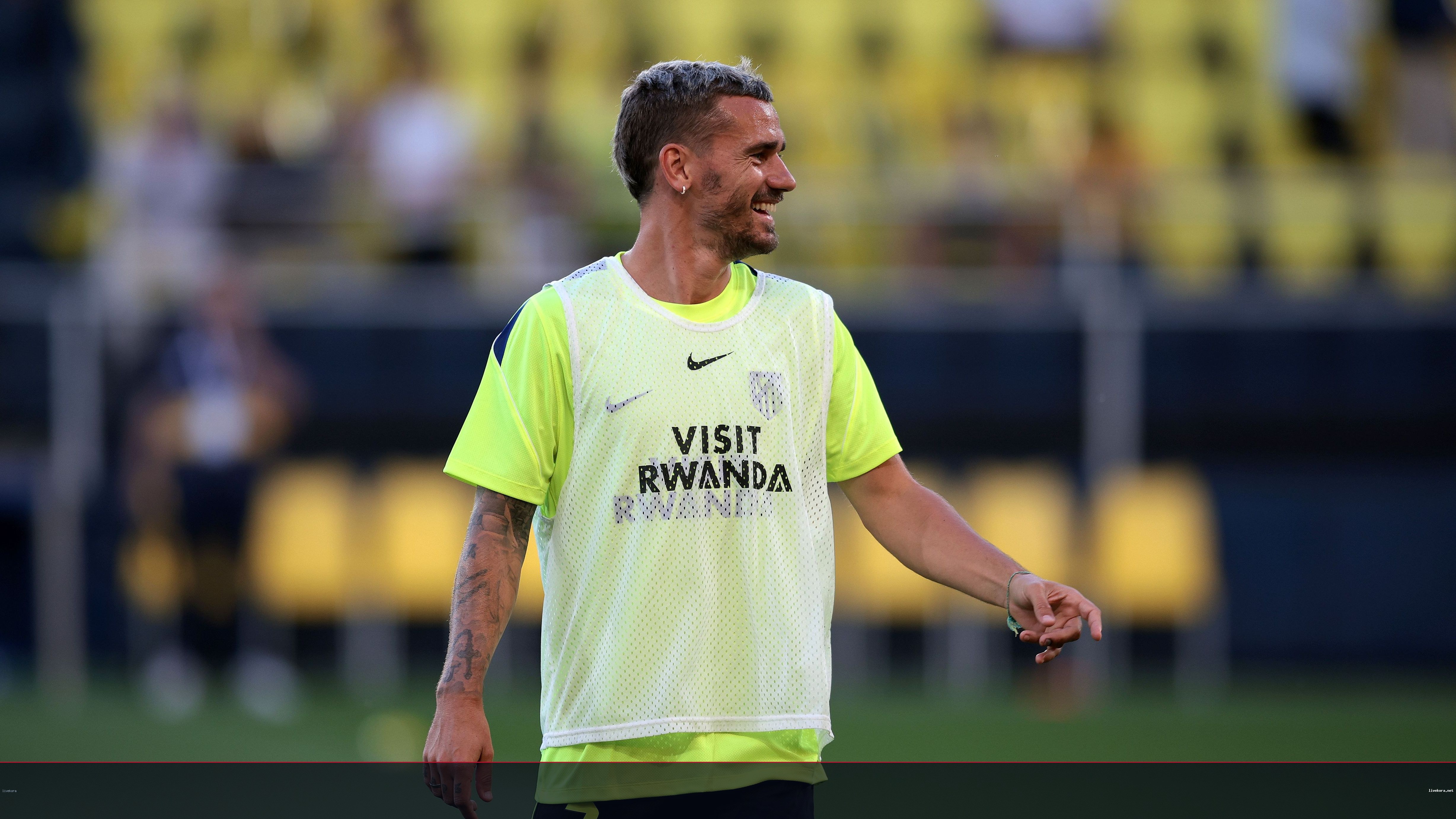 أتلتيكو مدريد يضم كانغ إن لي بديلاً لجريزمان