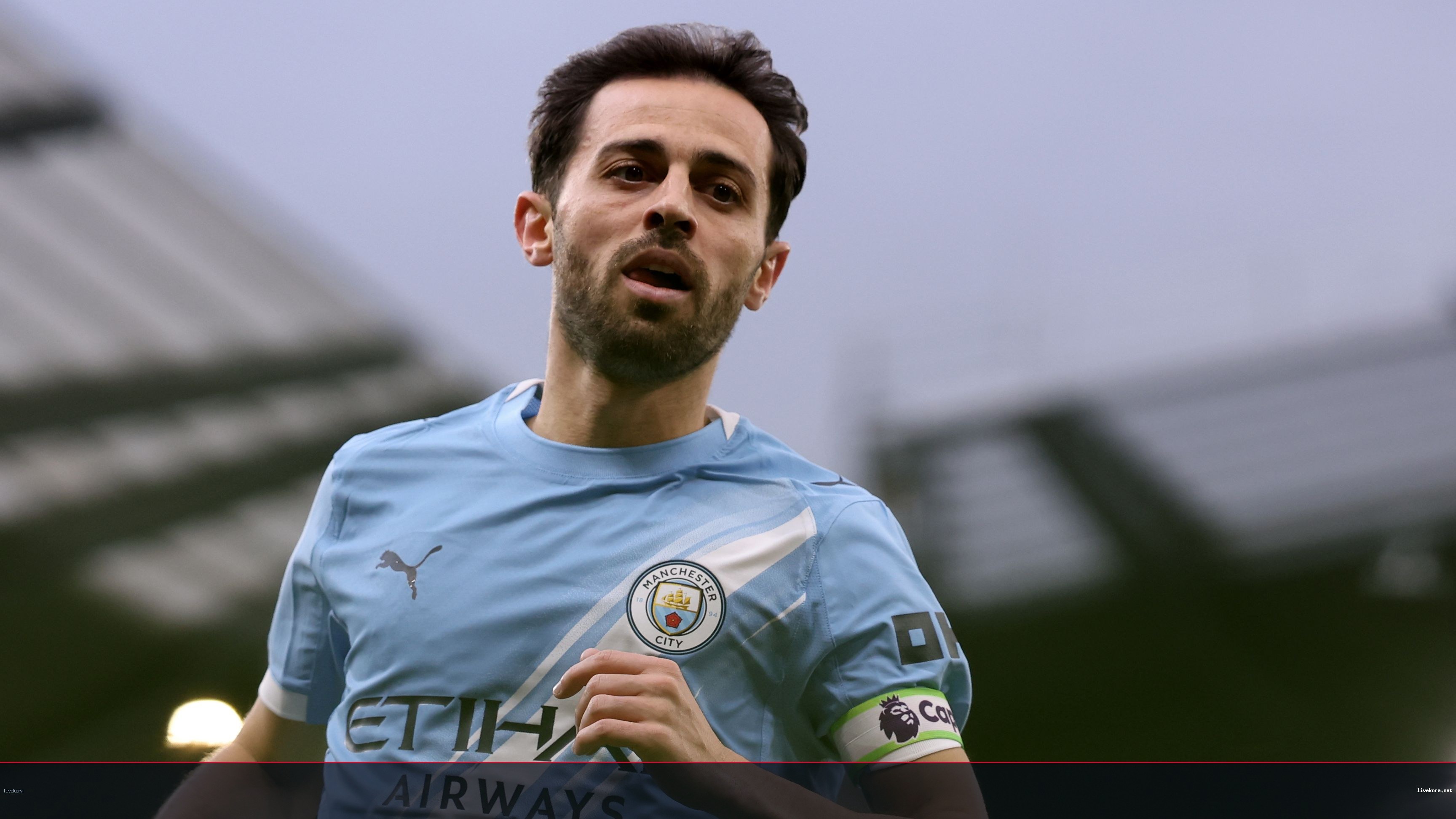 بيرناردو سيلفا يختار برشلونة وينهي صراع أتلتيكو مدريد