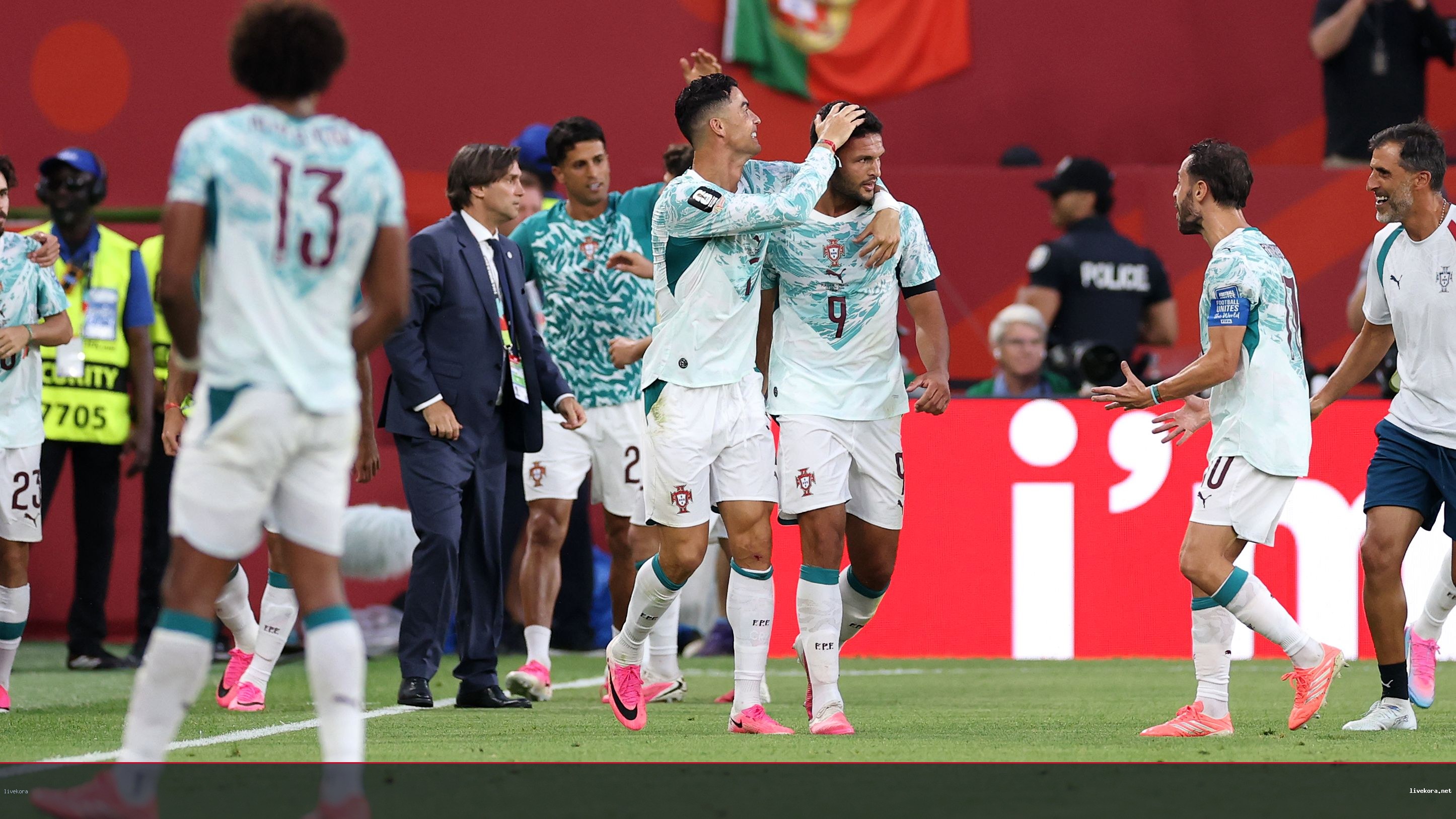 راموس يهدي البرتغال الفوز ورونالدو يقودها لمواجهة إسبانيا