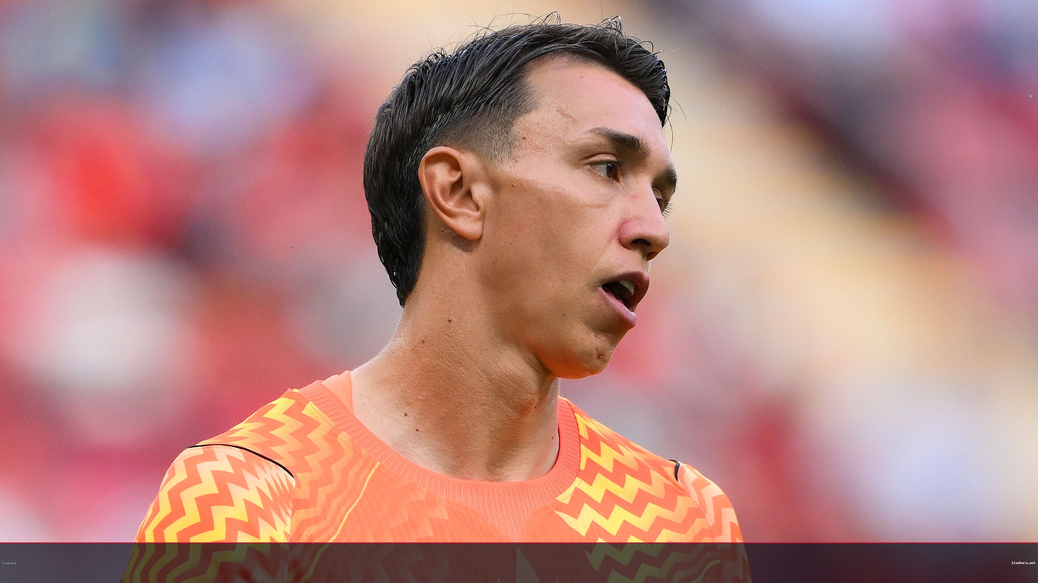 موسليرا يعترف بطلبه الاستبدال ويعتذر للأوروجوايين بعد الإقصاء
