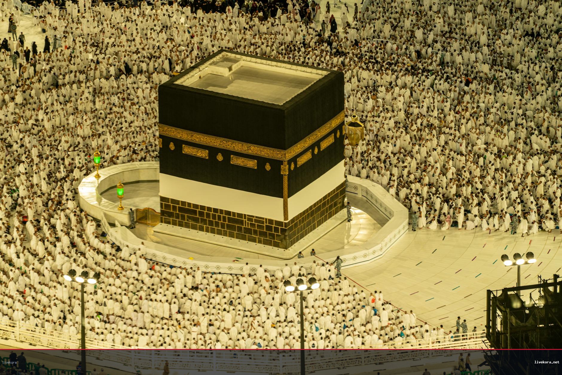 الاتحاد يضع قدمه في نخبة آسيا بثلاثية على الاتفاق