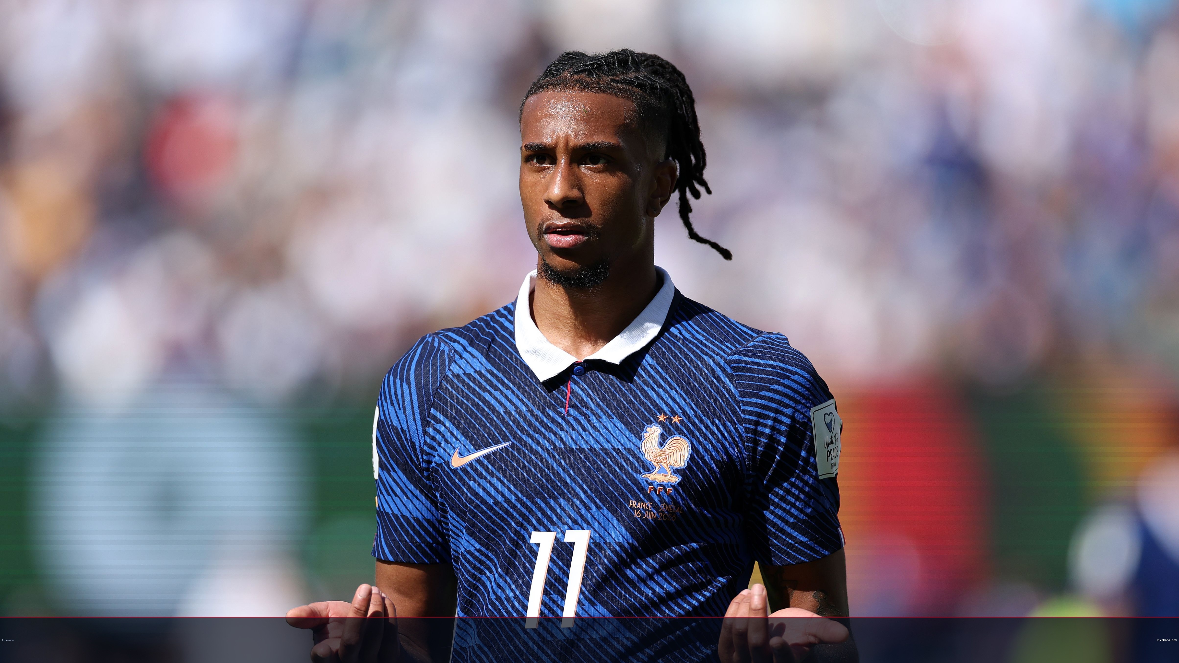 أوليسي يبلغ زملاءه برغبته في الانتقال لريال مدريد