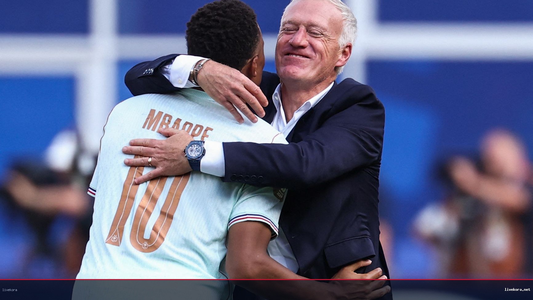 وداع مبابي لديشامب: حقبة إنجازية تنتهي برسالة مؤثرة