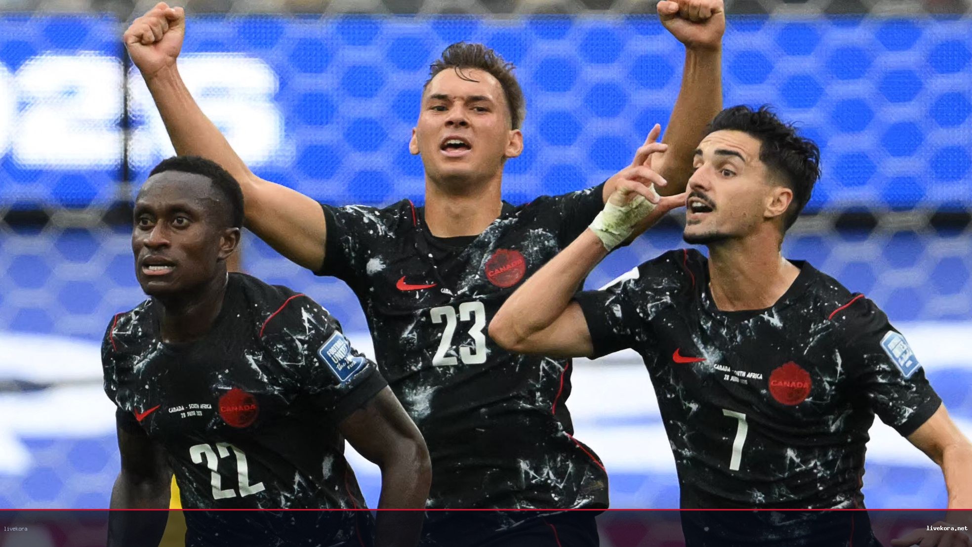 اوستاكيو يعادل رقم بيرلو ويقود كندا لثمن نهائي المونديال