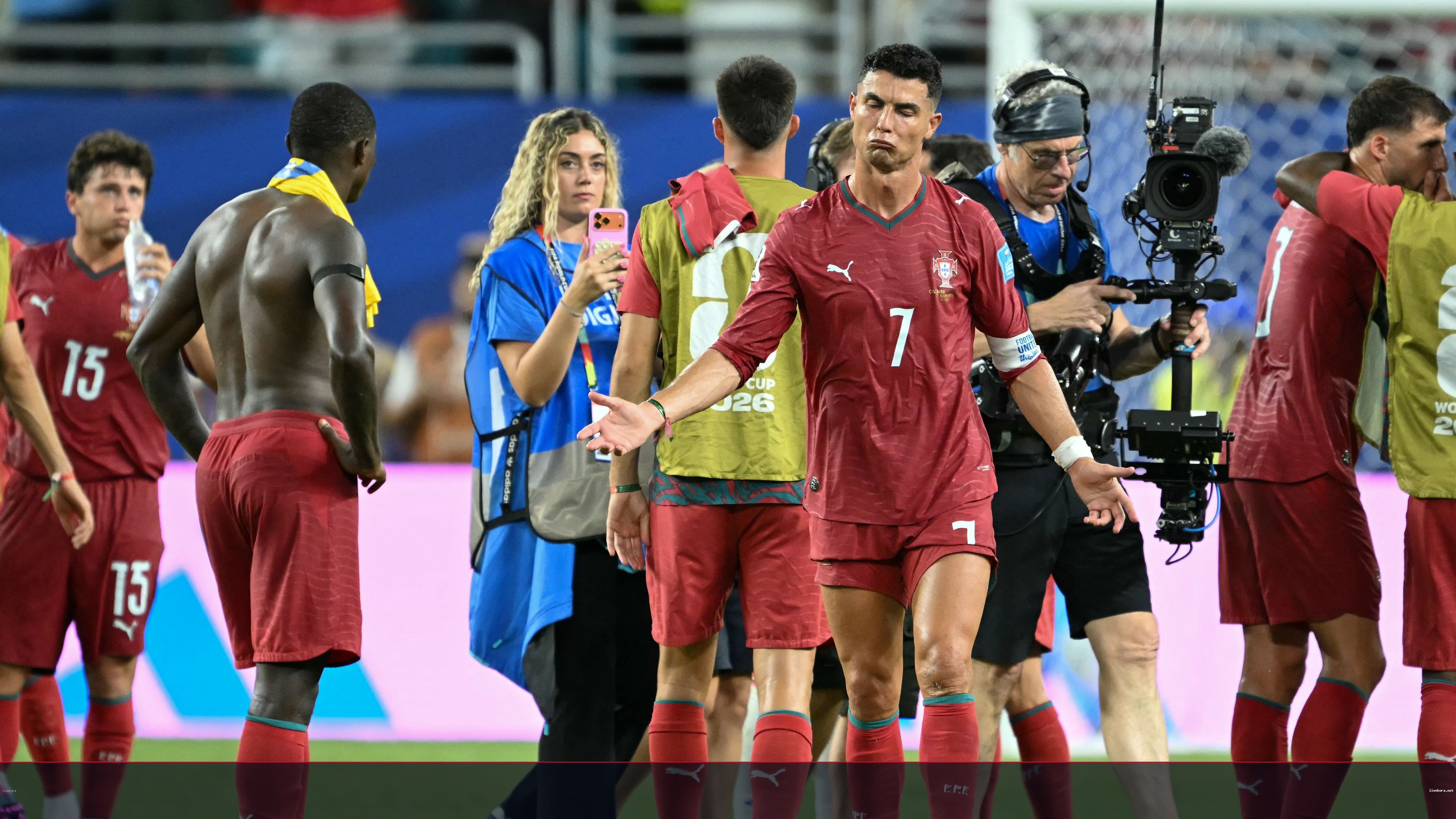 حزن يخيم على معسكر البرتغال ورونالدو يواسي كارفاليو قبل مواجهة كرواتيا