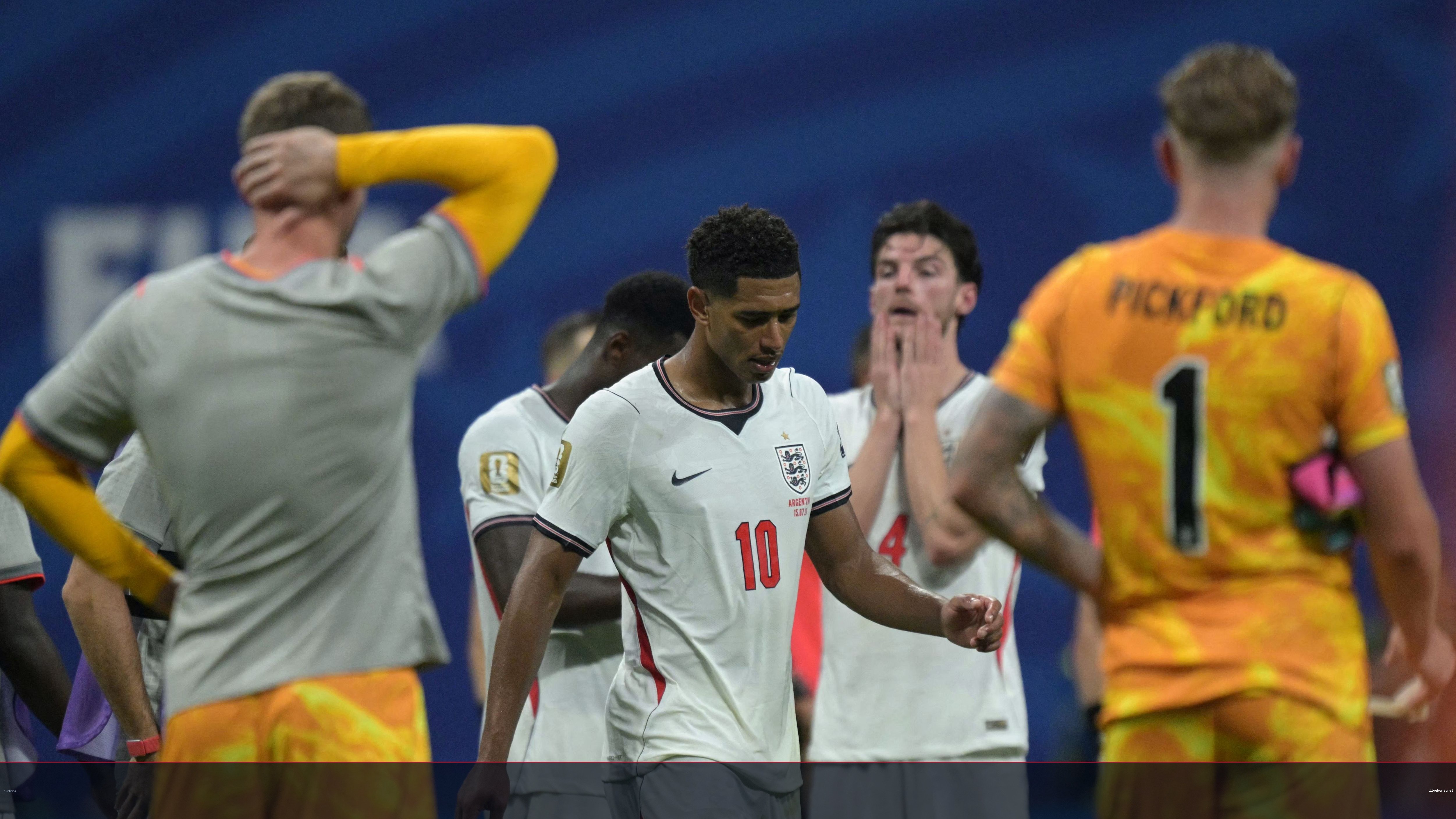 السبب الحقيقي وراء صفعة بيلينجهام للاعب الأرجنتين