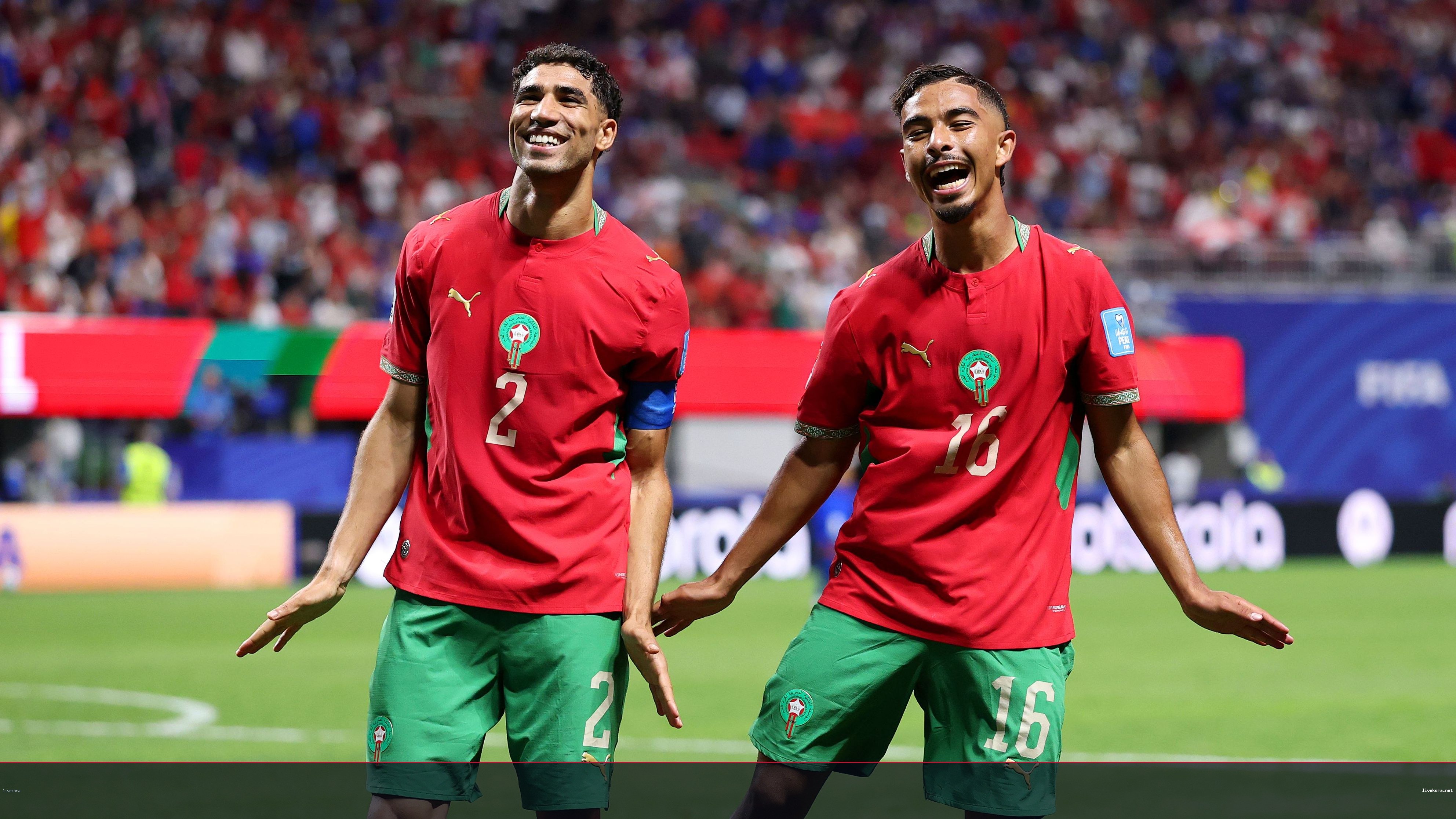 حكيمي يقتفي أثر بلومي وسليماني بإنجاز تاريخي