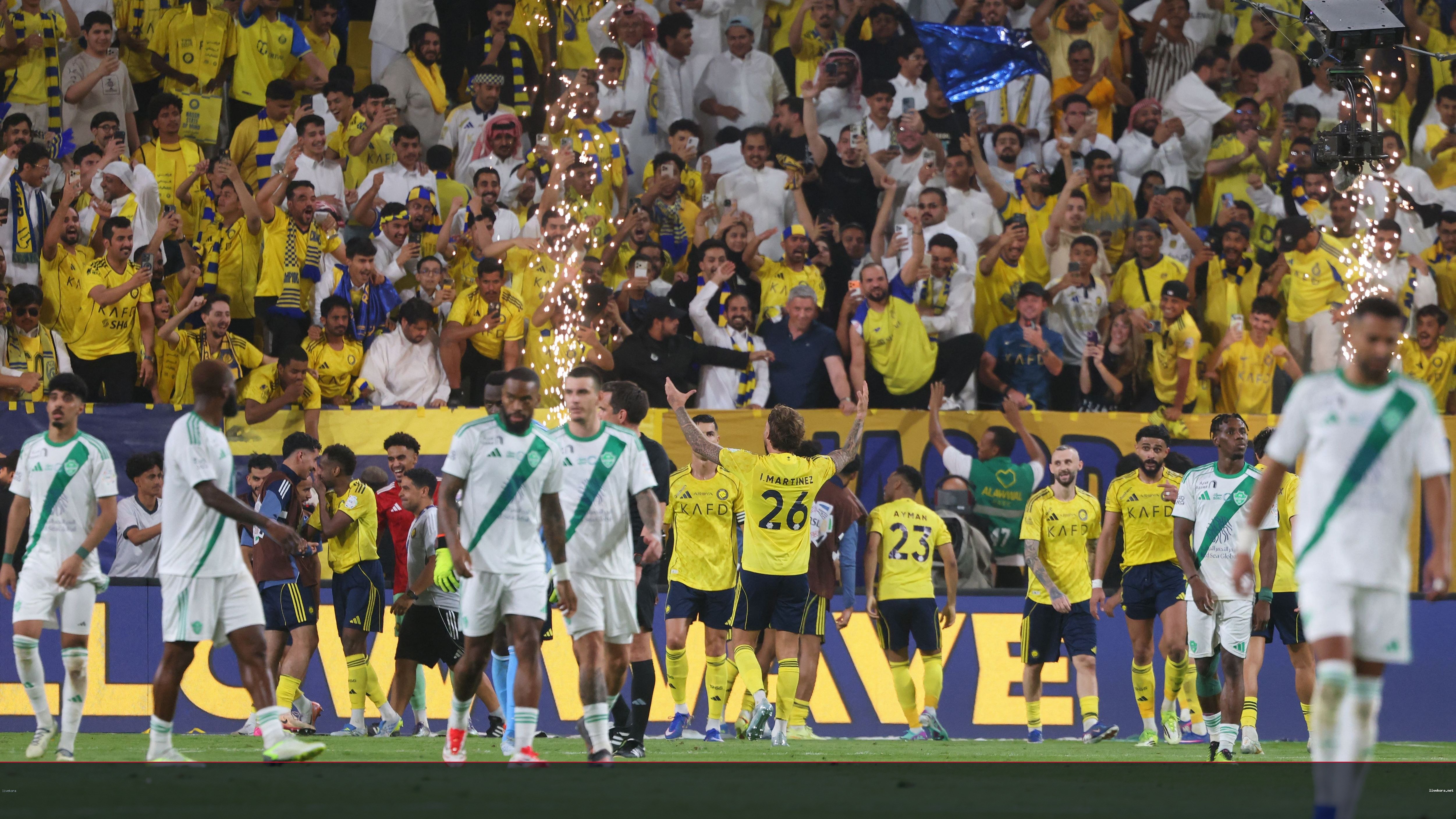 أزمة المحور الغائب: الأهلي والنصر يواجهان تحدياً قبل الموسم