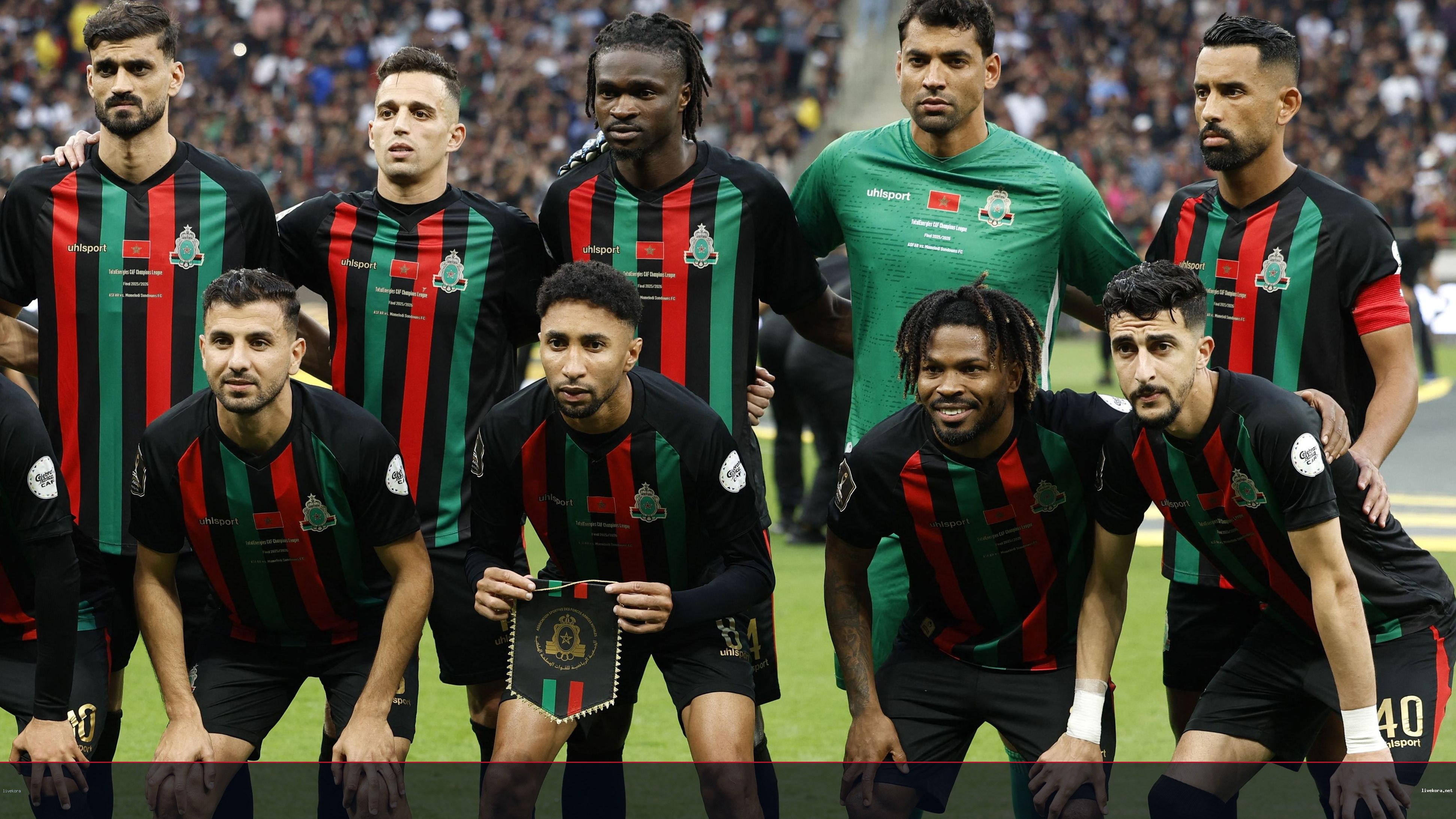 الجيش الملكي يهزم الوداد والرجاء يكتفي بالتعادل