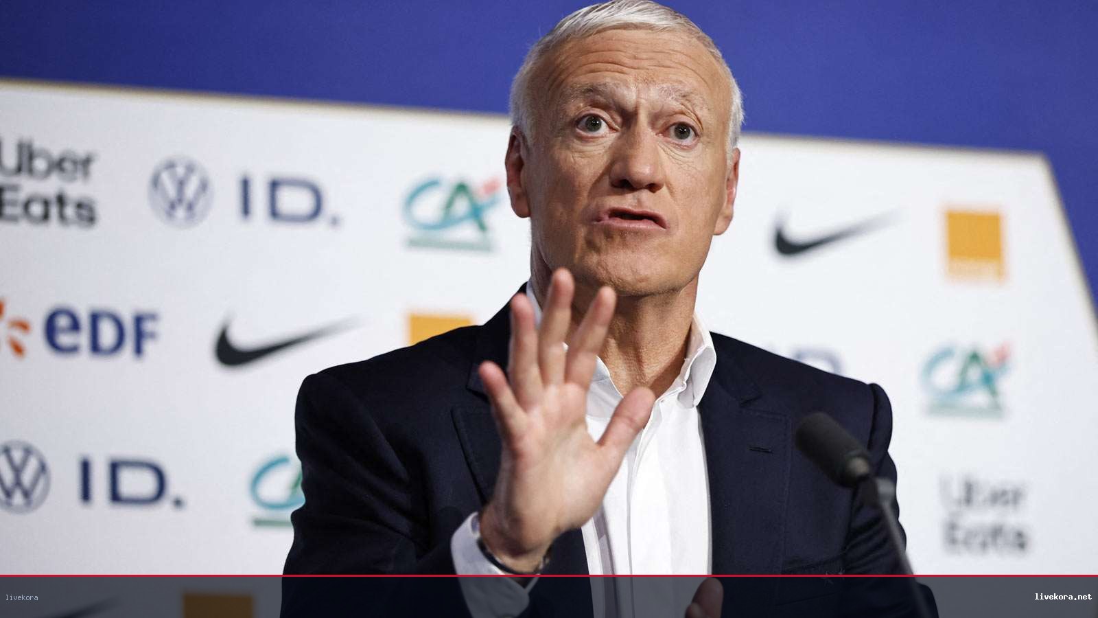 ديشامب يفاجئ الجميع: من داخل قائمة فرنسا لكأس العالم وأسباب الإقصاءات المثيرة