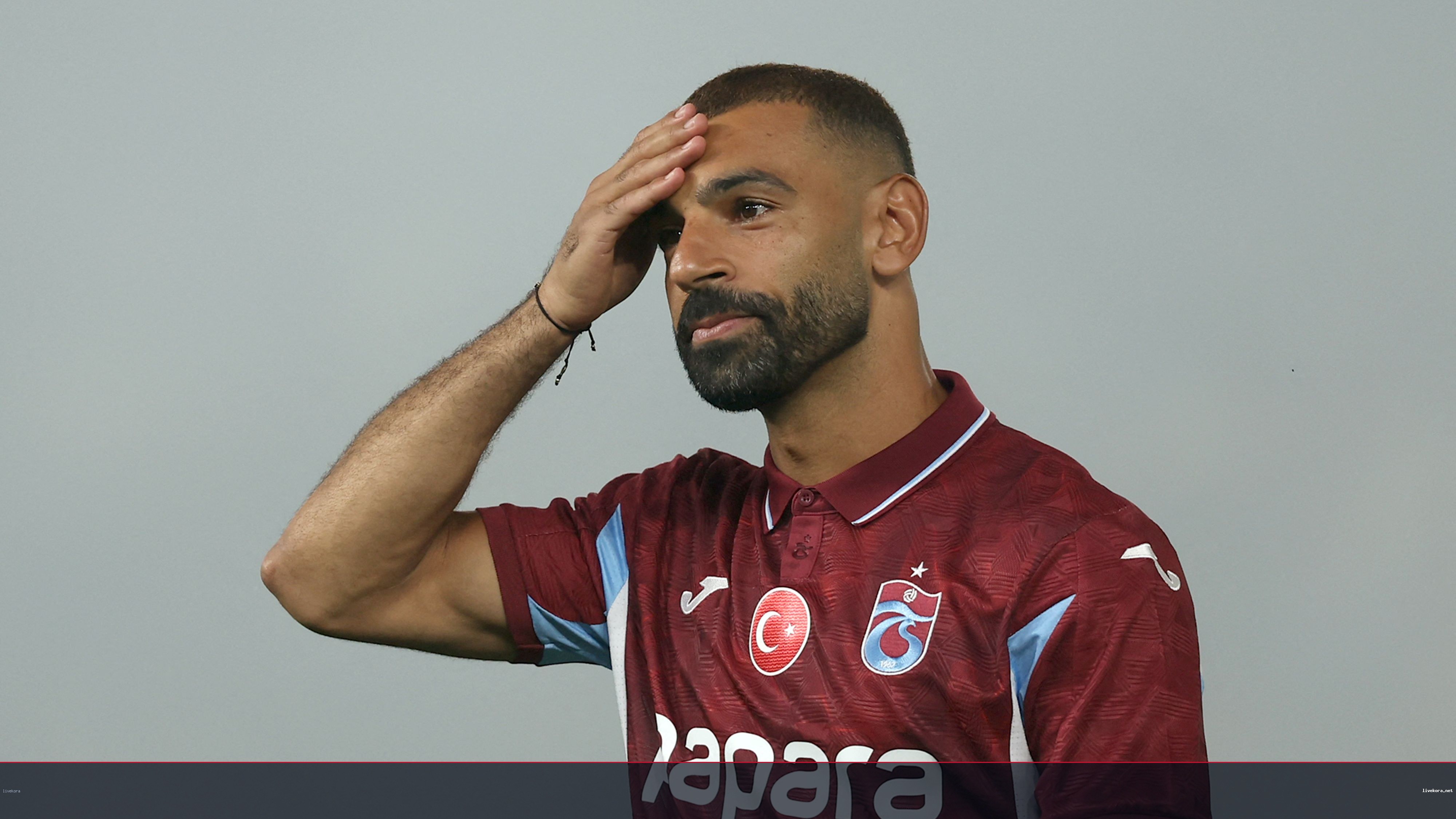 نجم تشيلسي السابق يحذر محمد صلاح من جماهير طرابزون سبور