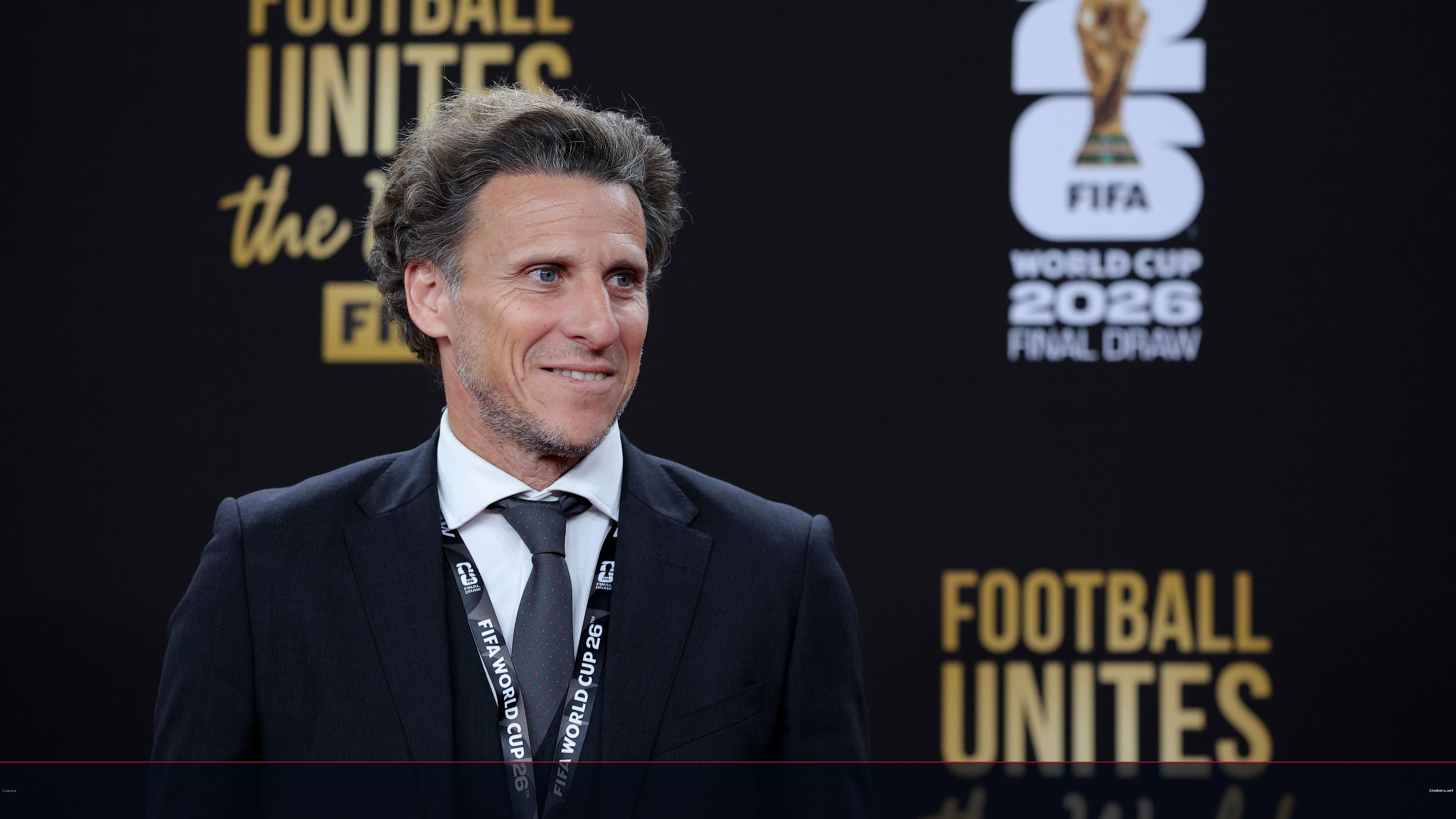 فورلان يتولي قيادة منتخب أوروجواي خلفاً لبيلسا حتى 2027