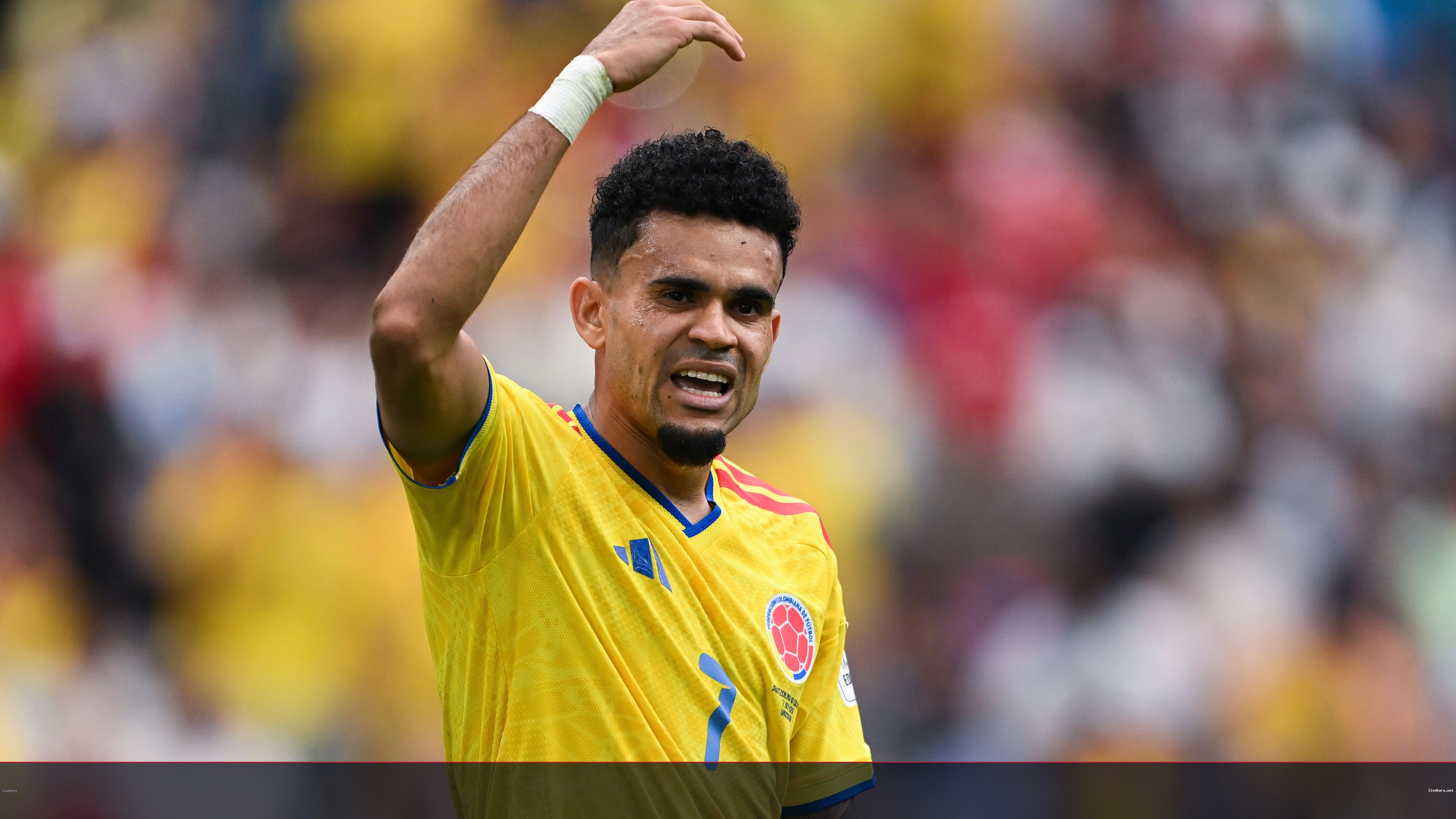 دياز يثير الجدل بزيارة الرئيس المنتخب وسط اهتمام الهلال
