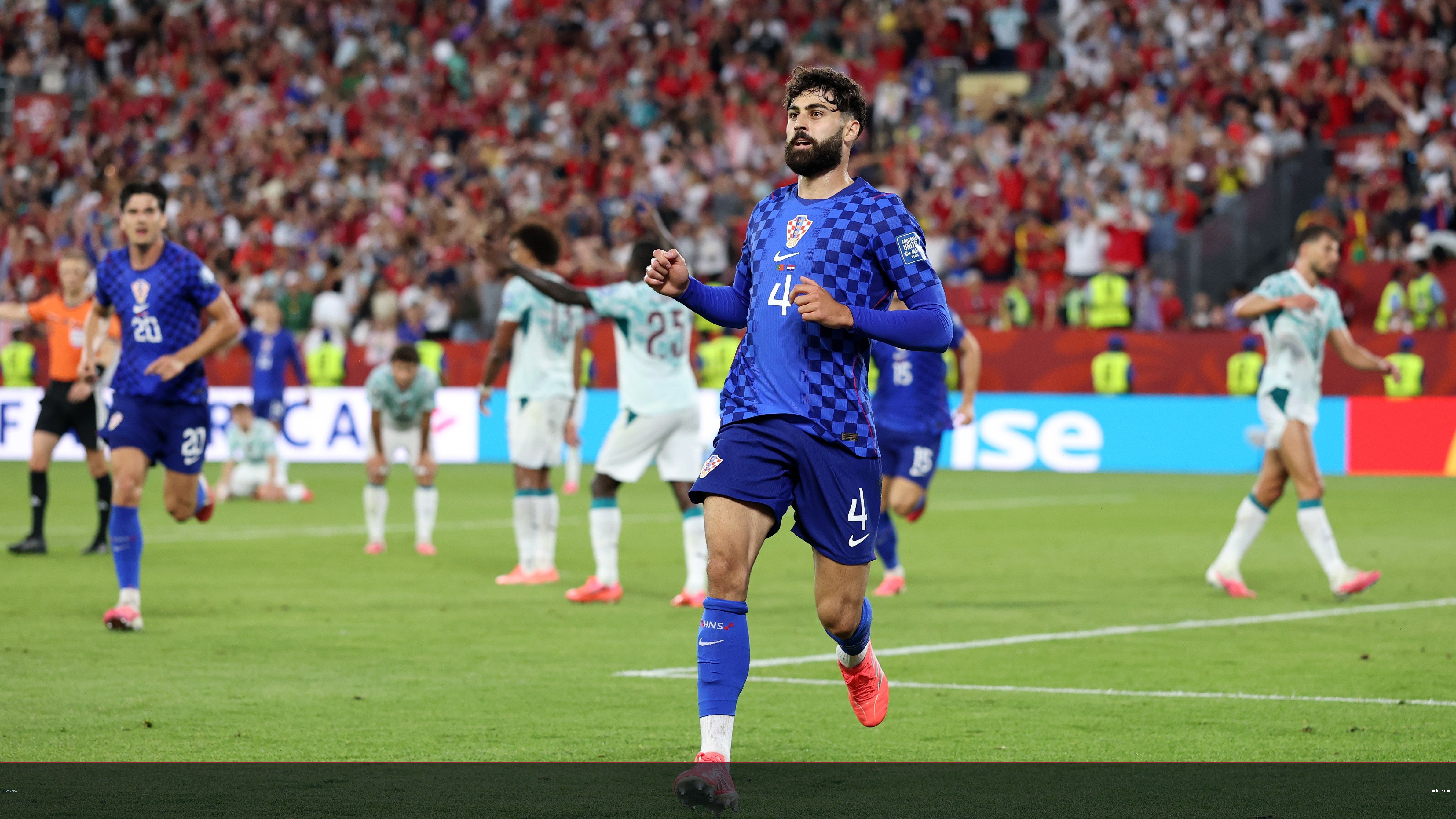 مودريتش وداليتش يهاجمان التحكيم بعد خروج كرواتيا من المونديال