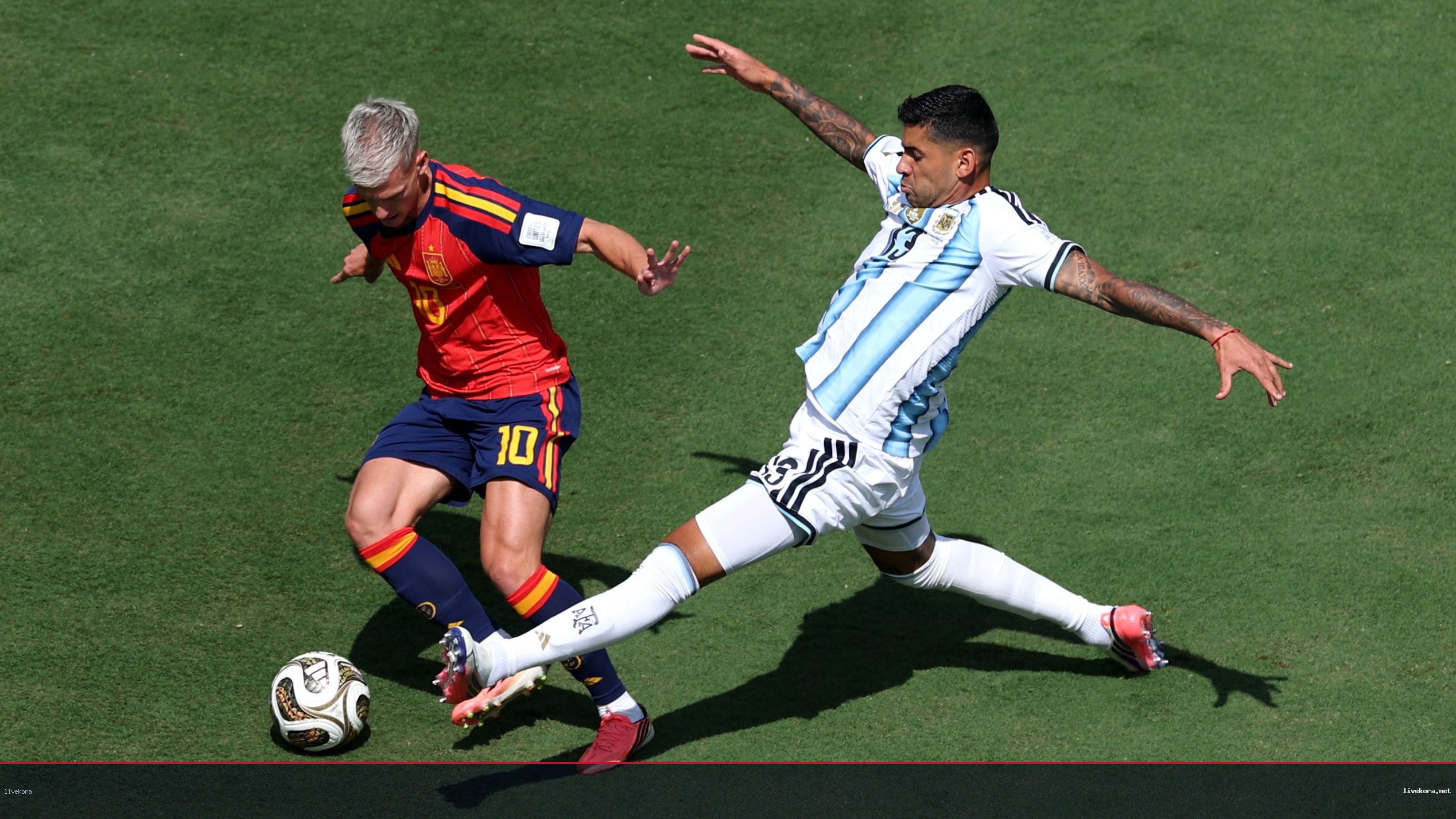 روميرو يجمّد مفاوضات إنتر انتظاراً لعرض برشلونة
