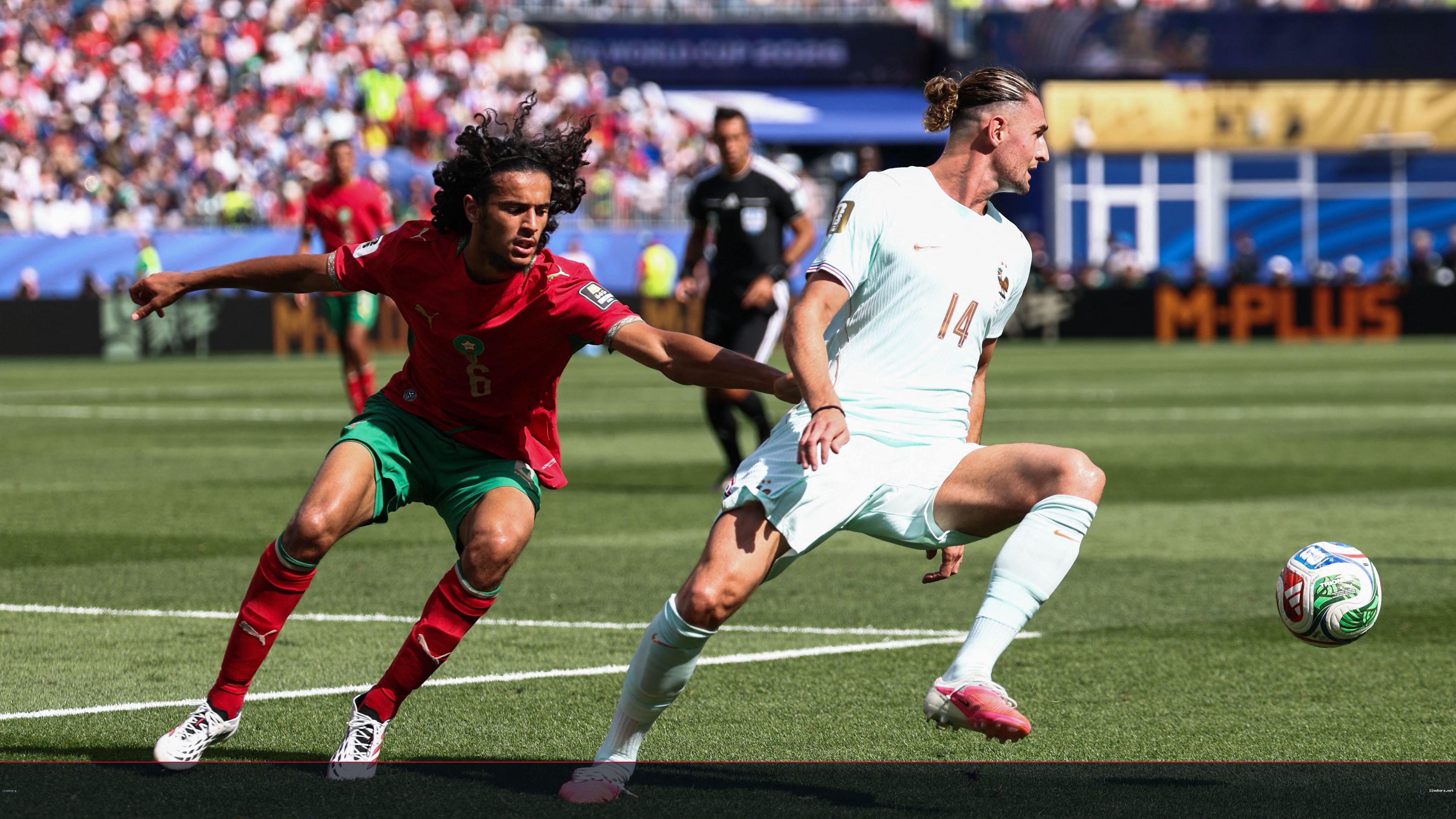 فلسفة ديشامب الدفاعية تواجه إسبانيا في نصف نهائي المونديال