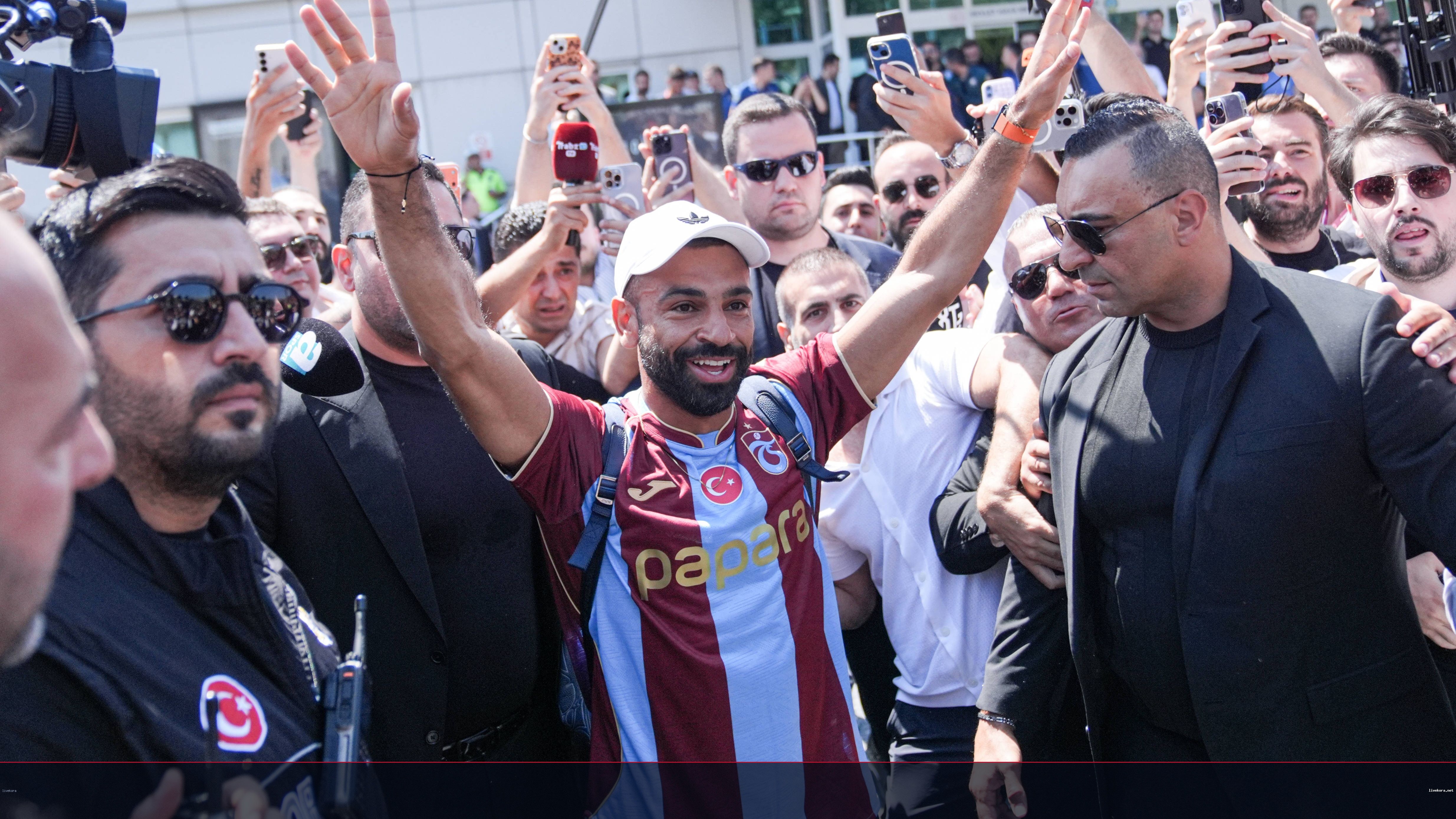 beIN SPORTS تحسم بث مباريات محمد صلاح مع طرابزون سبور